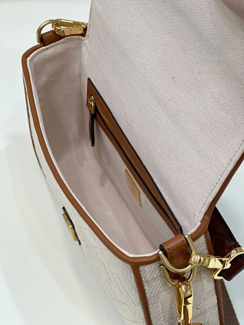 Unique Fendi Baguette Bags 58097