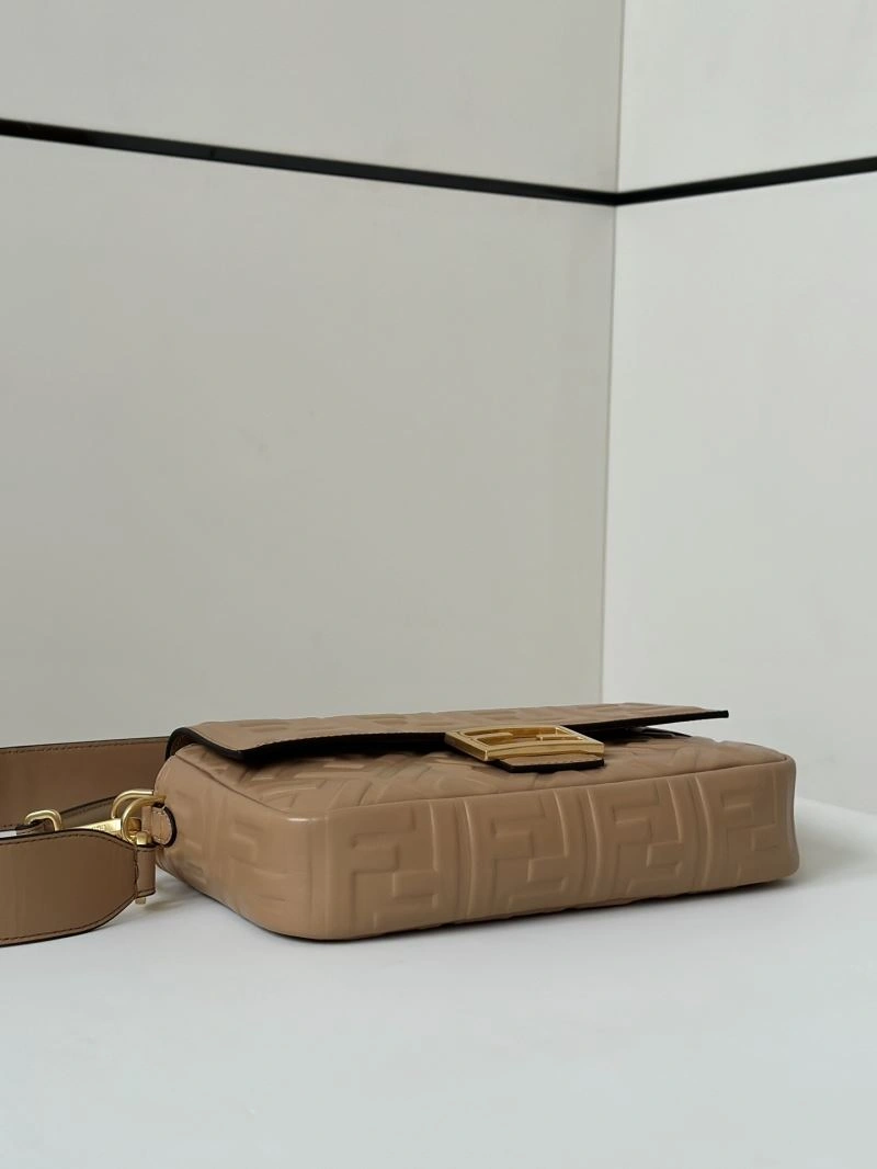 Fendi Baguette Bags FashionForward 58061