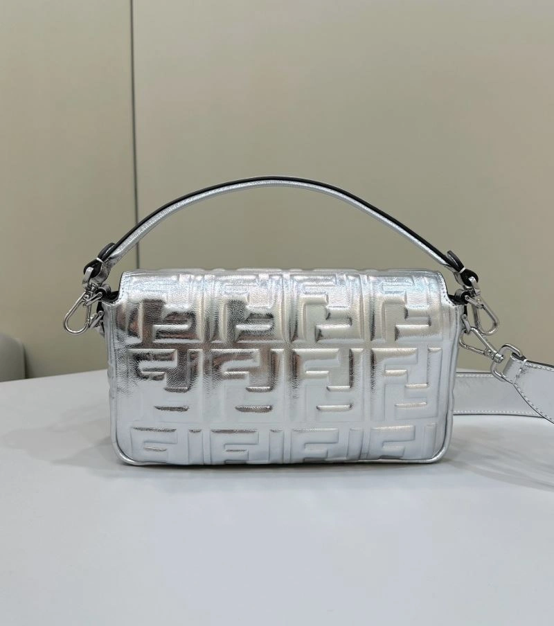 WrinkleFree Fendi Baguette Bags 58067