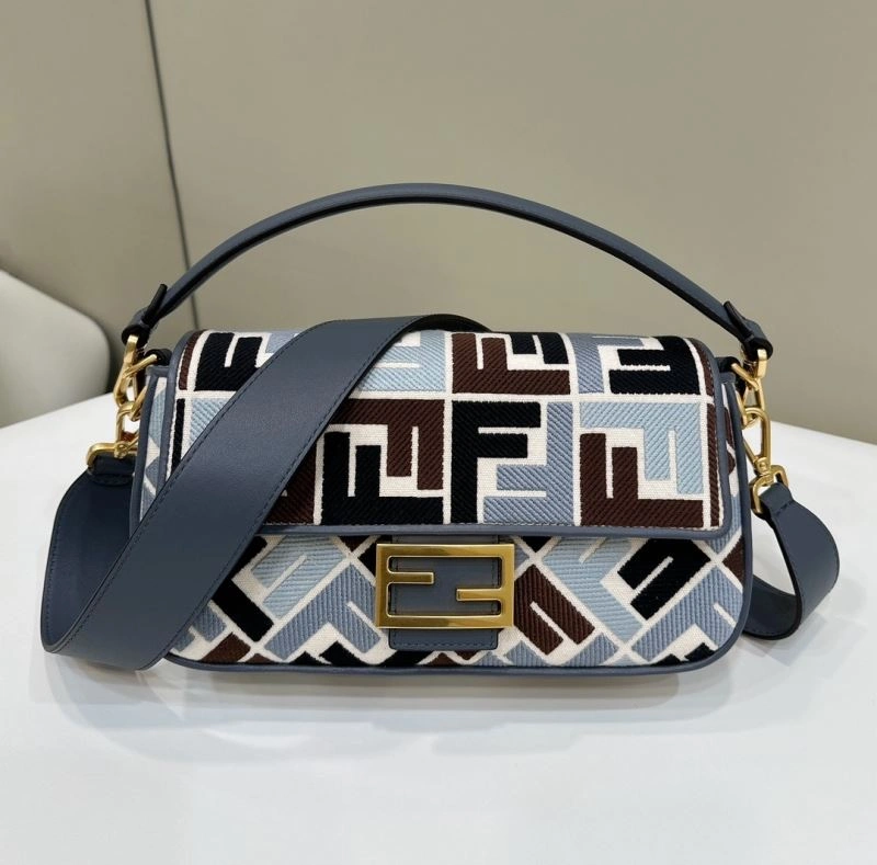 Fashionable Fendi Baguette Bags 58054