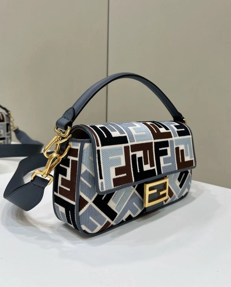 Fashionable Fendi Baguette Bags 58054