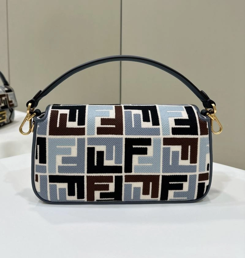 Fashionable Fendi Baguette Bags 58054