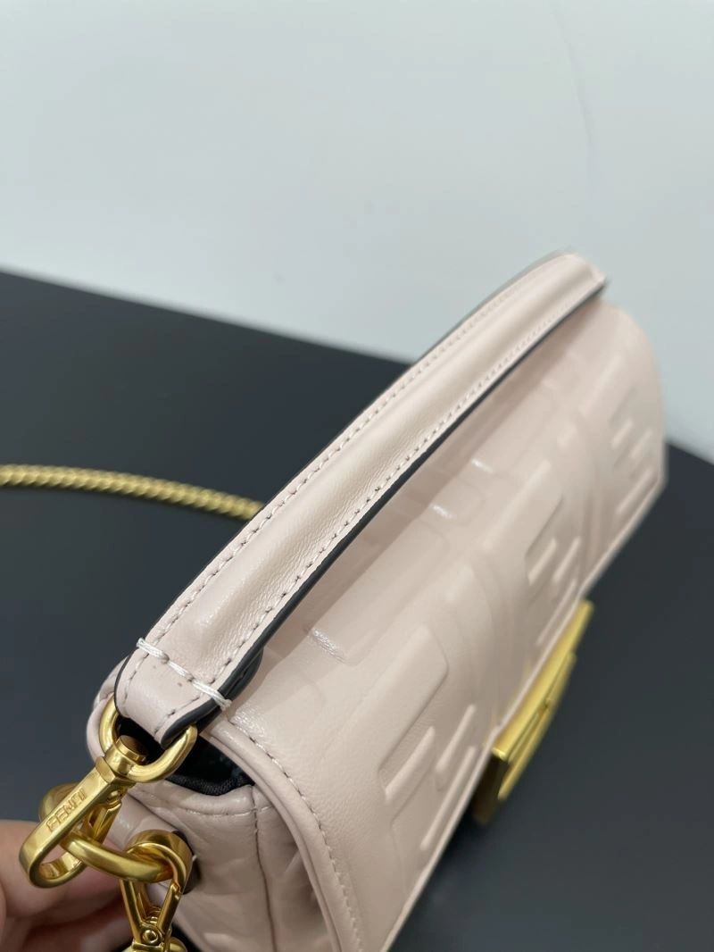 Fendi Baguette Bags Trendsetting 58050