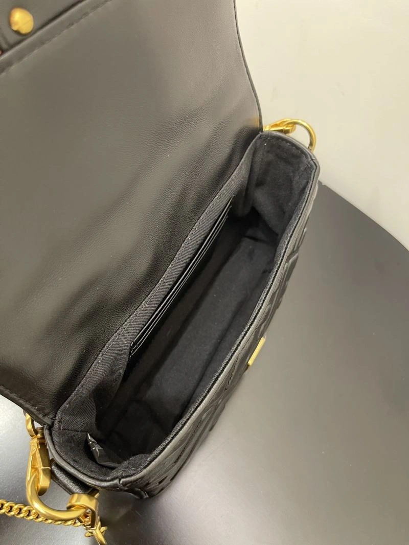Fendi Baguette Bags QuickDry 58108
