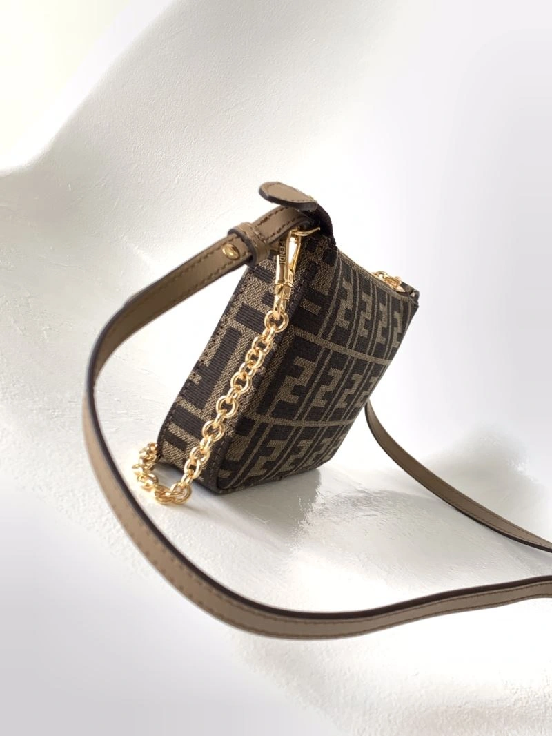 Packable Fendi Baguette Bags 58087