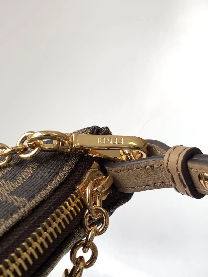 Packable Fendi Baguette Bags 58087