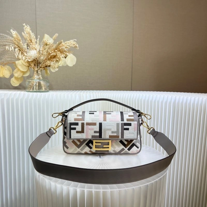 Fendi Baguette Bags TimelessDesign 58048