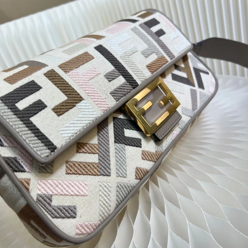 Fendi Baguette Bags TimelessDesign 58048