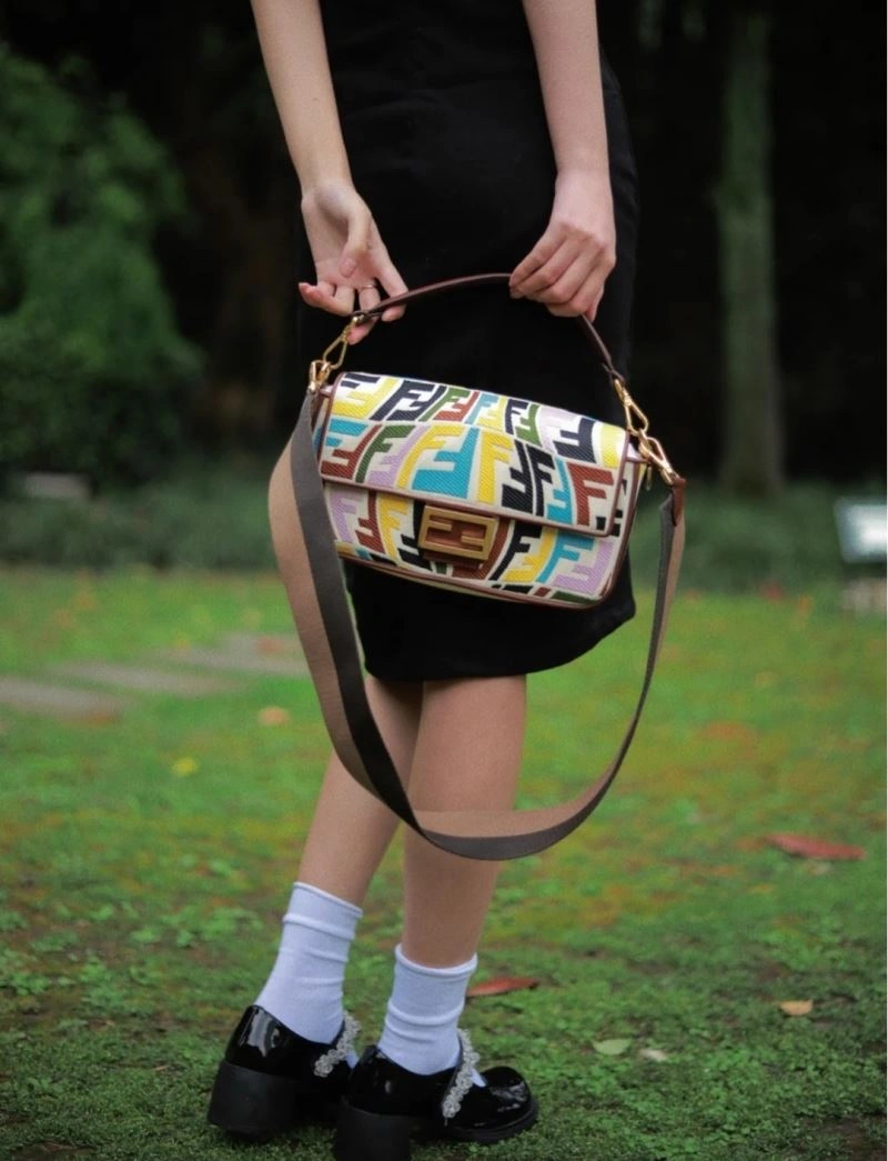 Fendi Baguette Bags OnTrend 58046