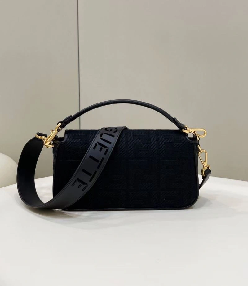 Fendi Baguette Bags Elegant 58044