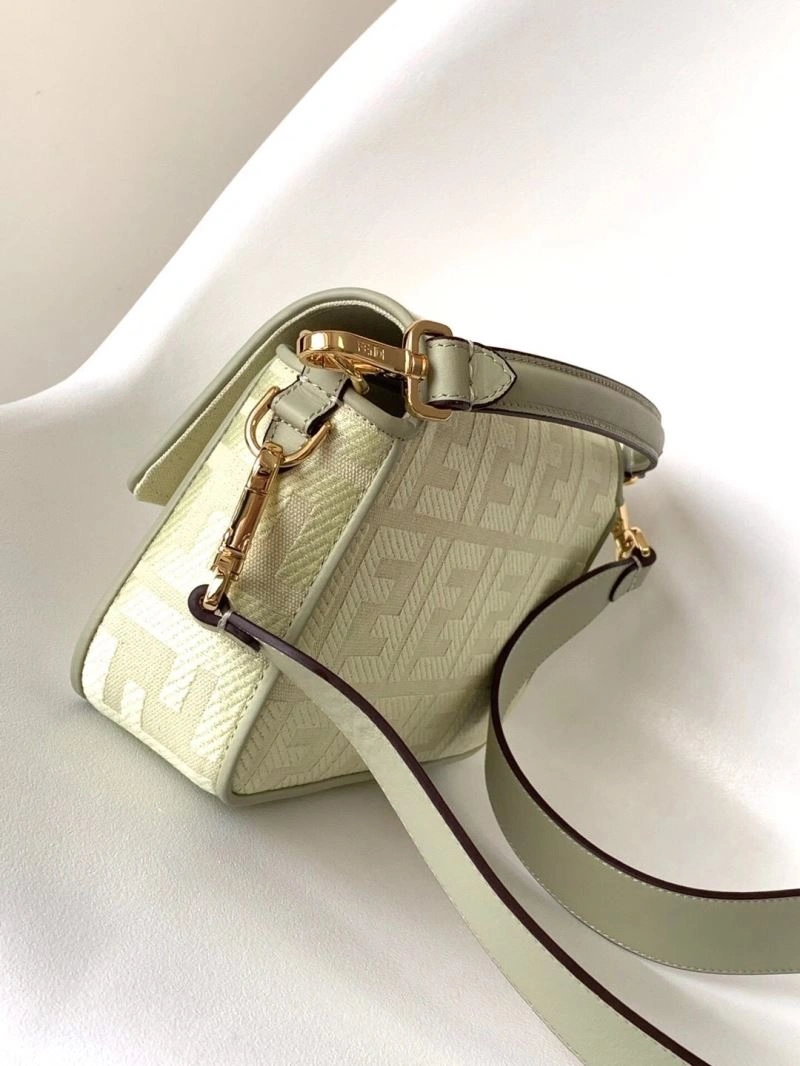 Practical Fendi Baguette Bags 58154