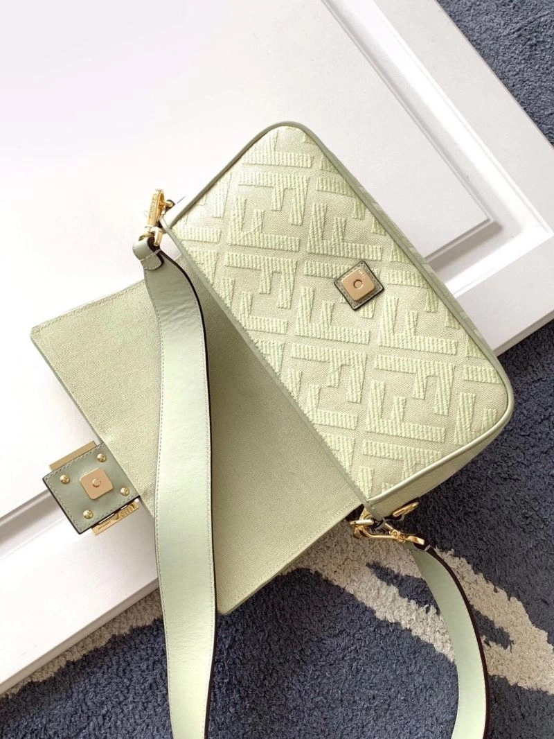 Practical Fendi Baguette Bags 58154