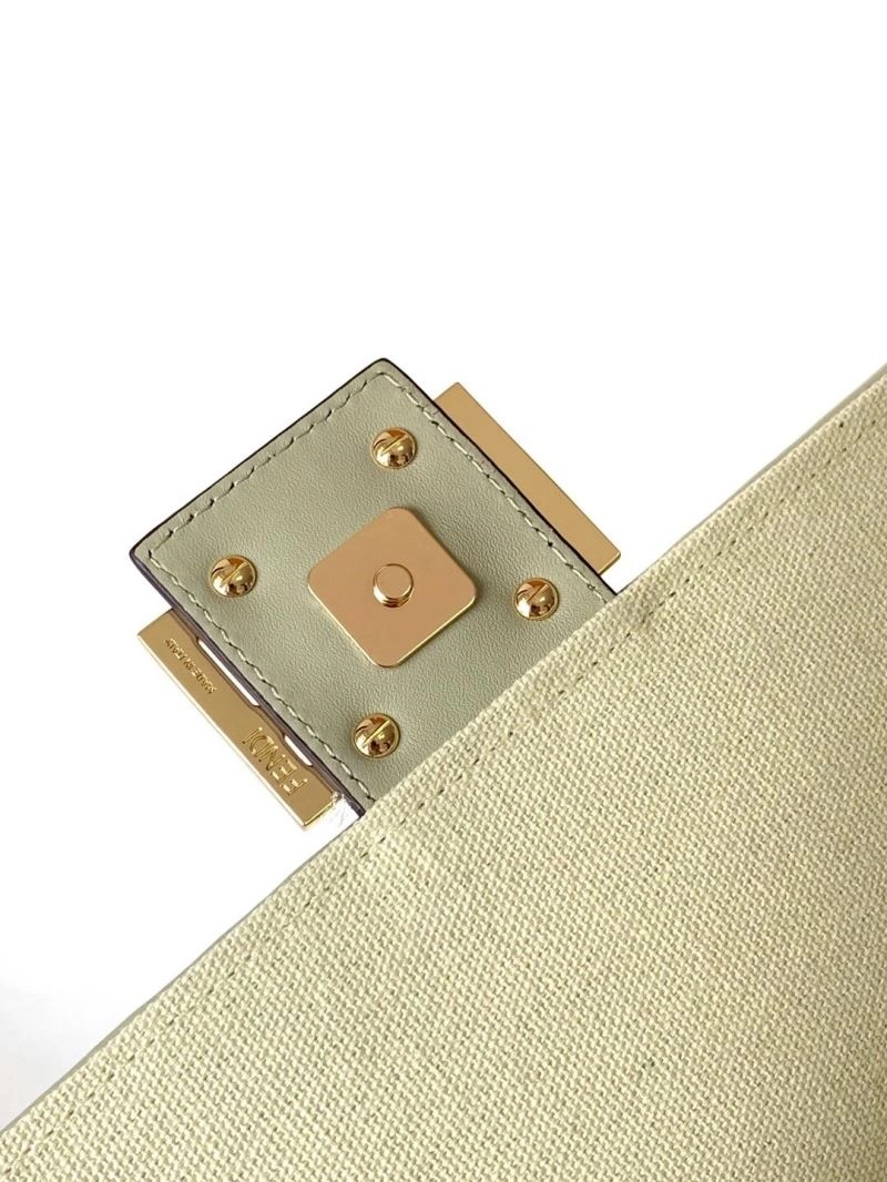 Practical Fendi Baguette Bags 58154