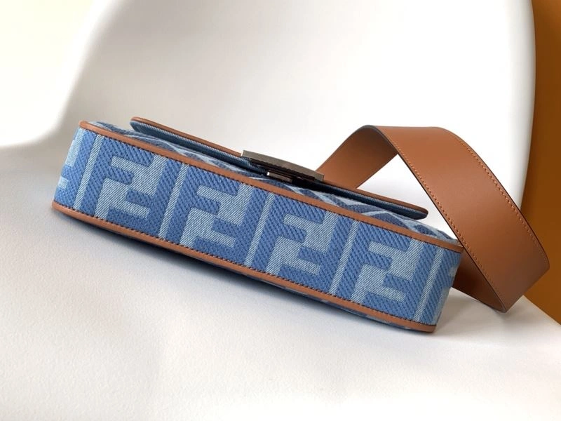 Fendi Baguette Bags FreshLook 58039