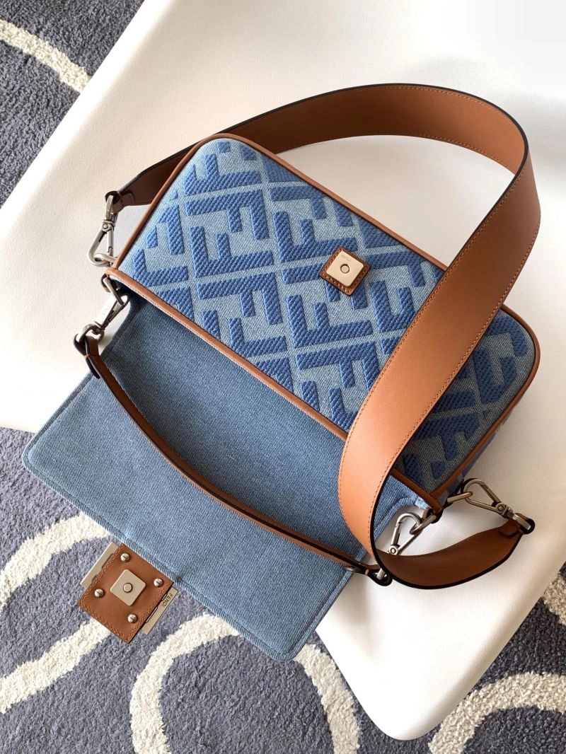 Fendi Baguette Bags FreshLook 58039