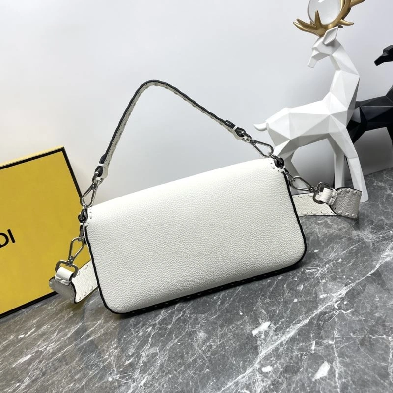 Fendi Baguette Bags Elegant 58023