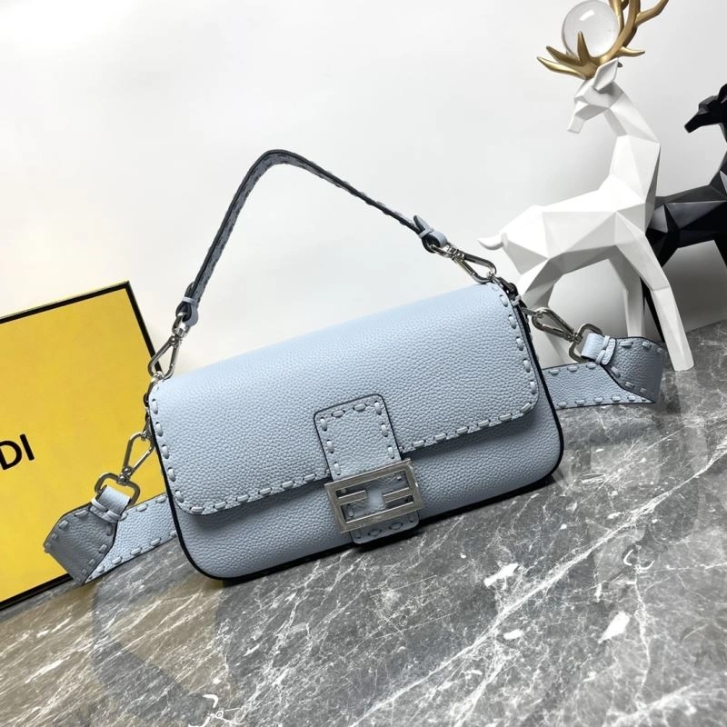 RelaxedFit Fendi Baguette Bags 58035