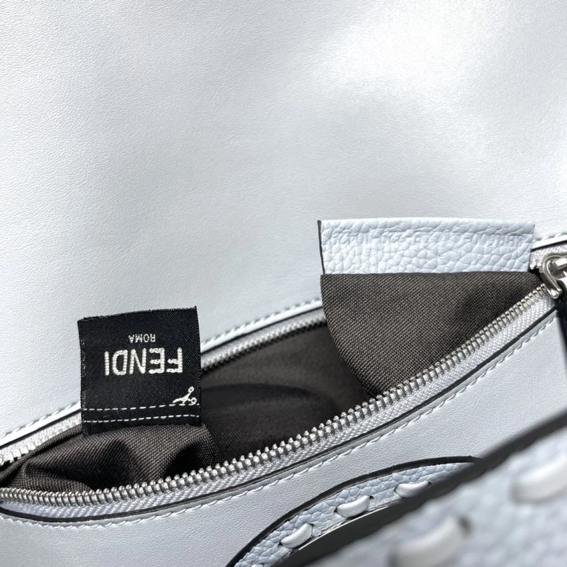 RelaxedFit Fendi Baguette Bags 58035