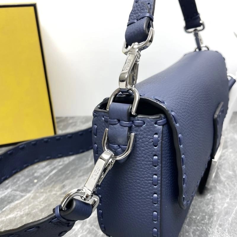 Trendy Fendi Baguette Bags 58034
