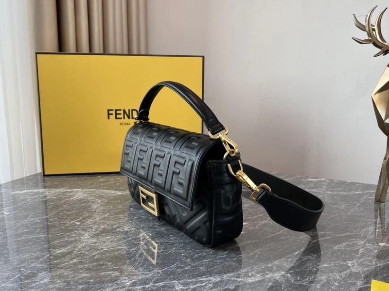 Fendi Baguette Bags UrbanStyle 58032