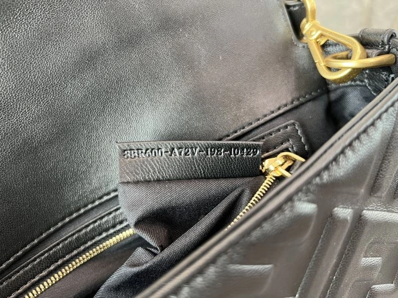 Fendi Baguette Bags UrbanStyle 58032