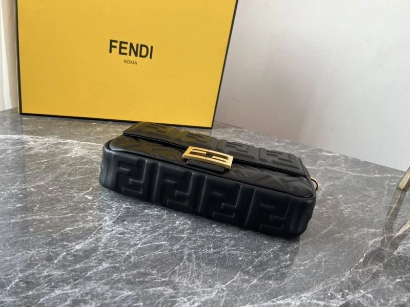 Fendi Baguette Bags UrbanStyle 58032