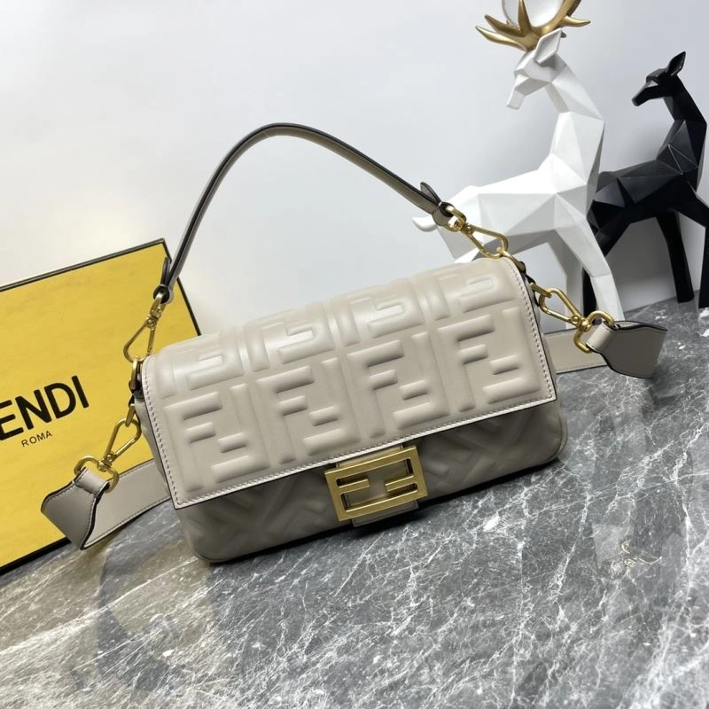 Fendi Baguette Bags UrbanStyle 58012
