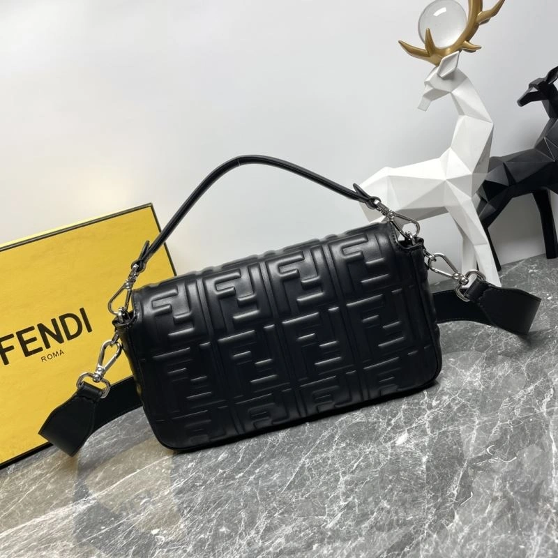 Fendi Baguette Bags Versatile 58045
