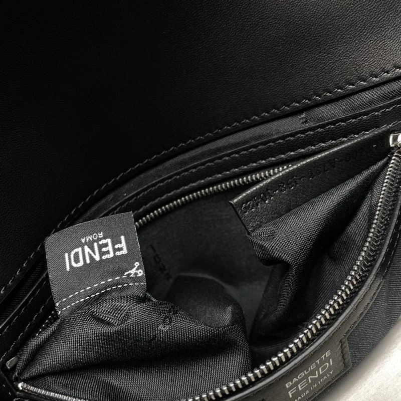 Fendi Baguette Bags Versatile 58045