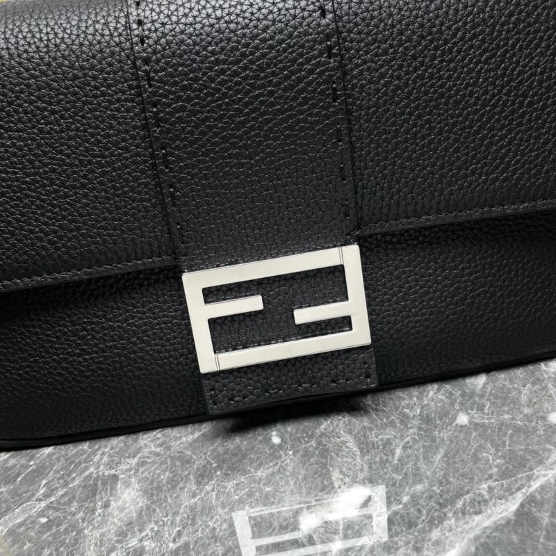 Unisex Fendi Baguette Bags 58008