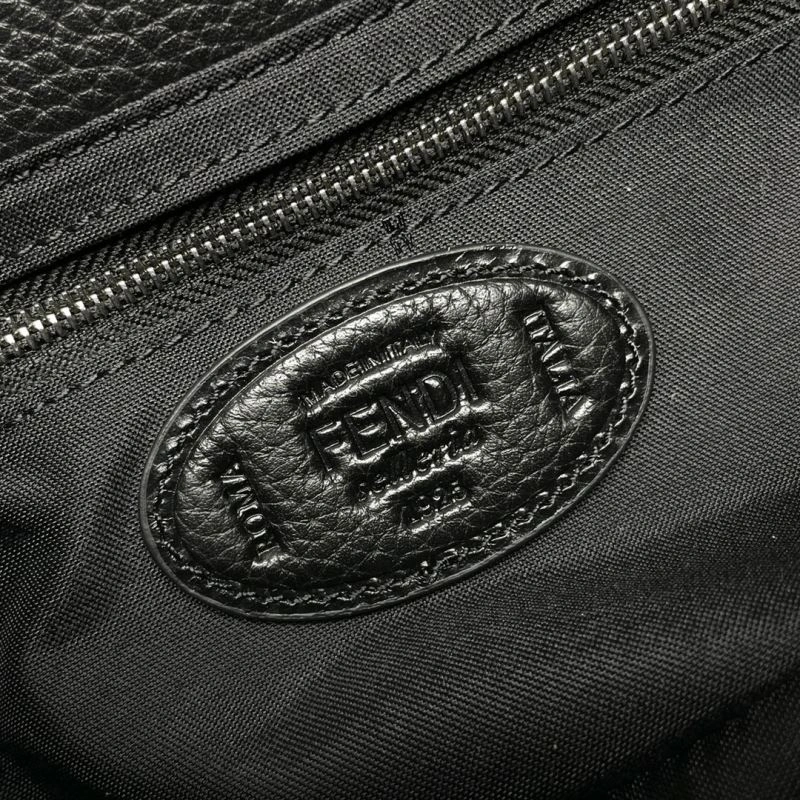Unisex Fendi Baguette Bags 58008