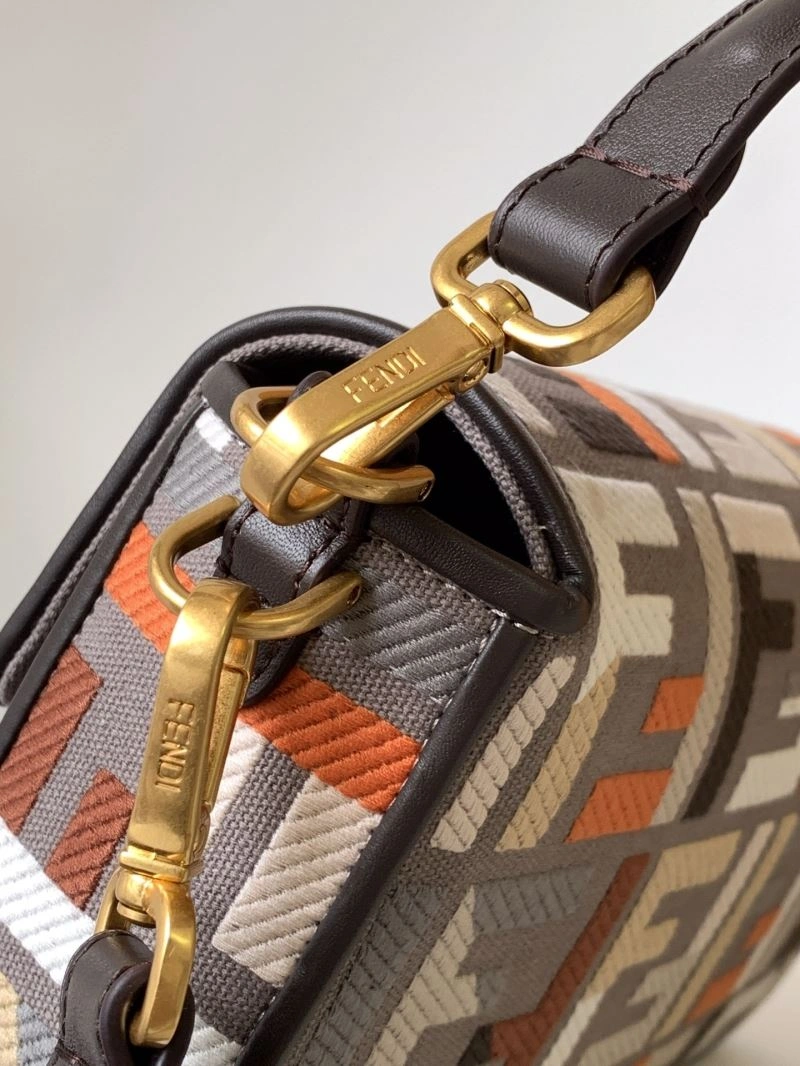 Stretchable Fendi Baguette Bags 58004