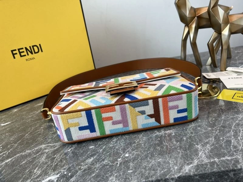WrinkleFree Fendi Baguette Bags 58022