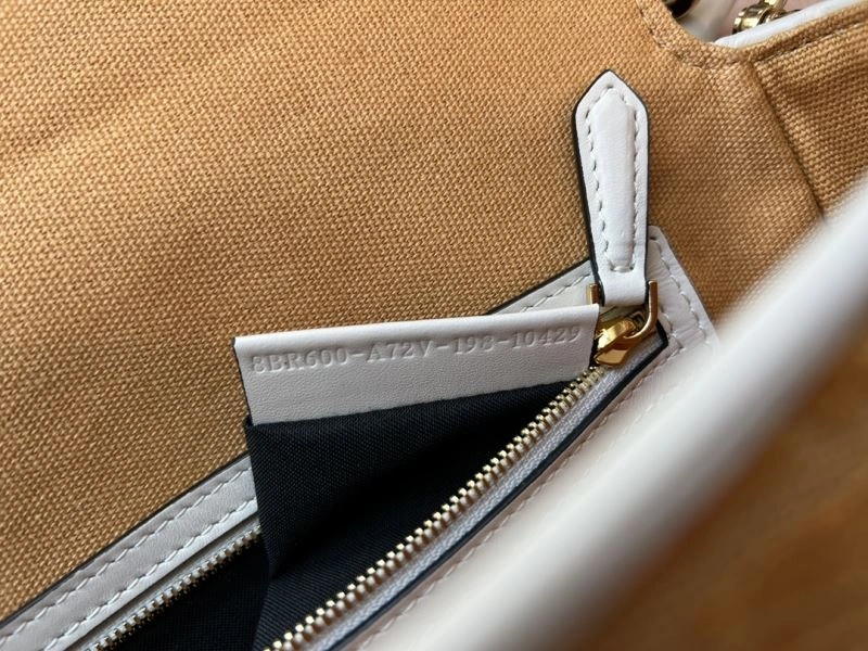 Fendi Baguette Bags Bold 58042