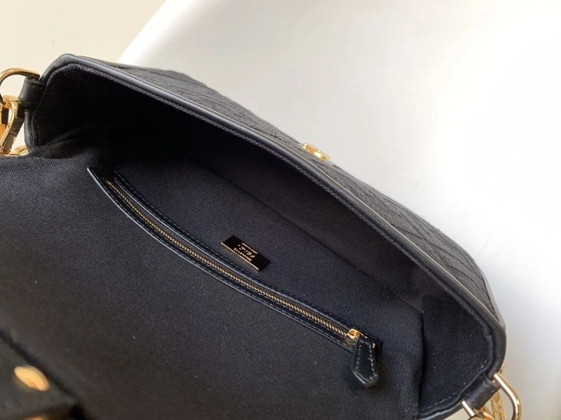 Affordable Fendi Baguette Bags 58001
