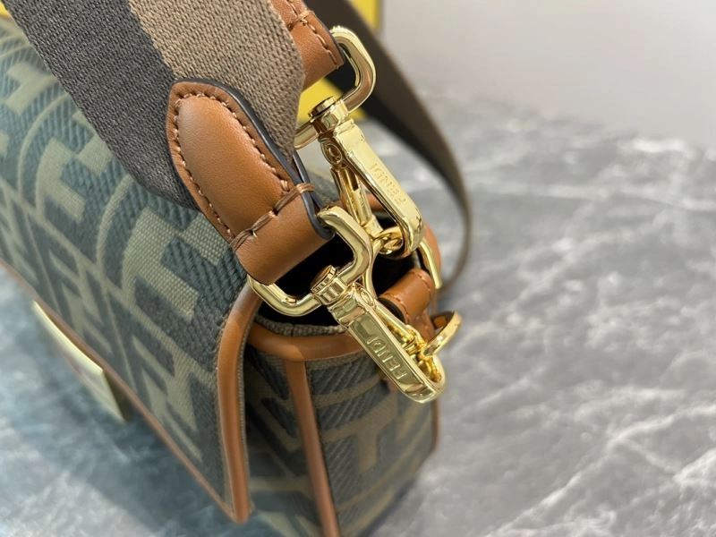Elegant Fendi Baguette Bags 57987