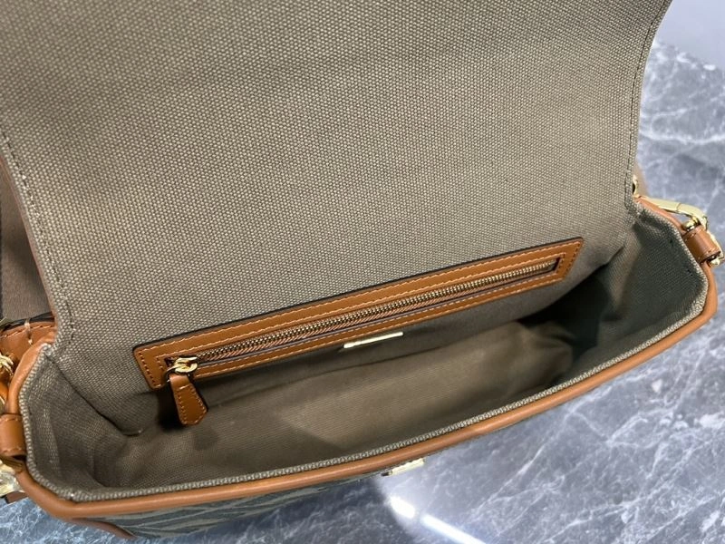 Elegant Fendi Baguette Bags 57987