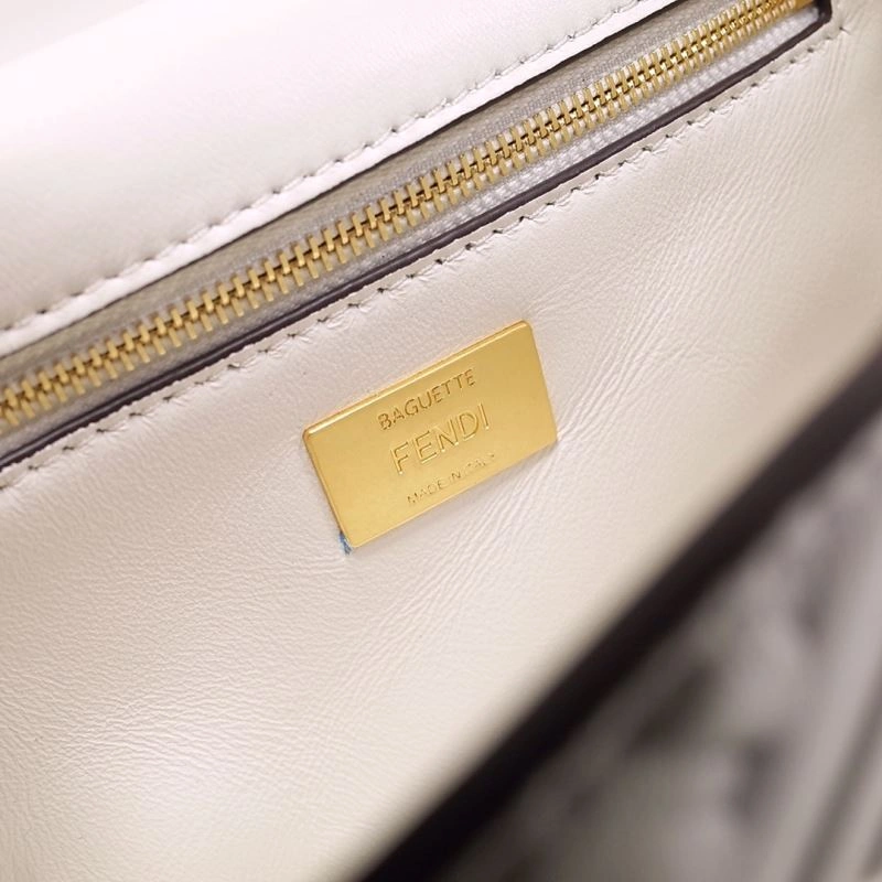 MoistureWicking Fendi Baguette Bags 59430