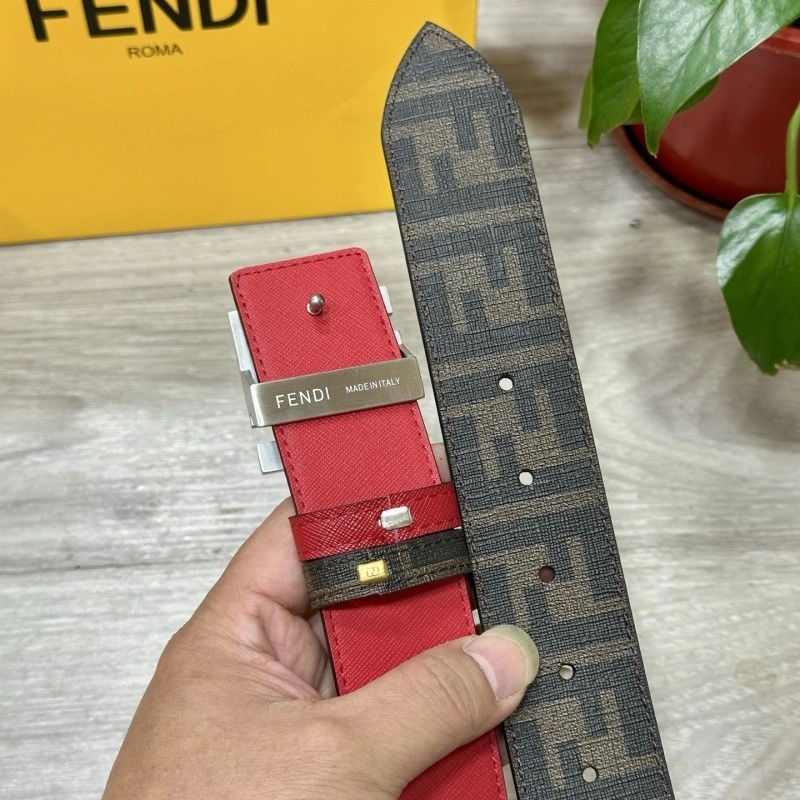 Fendi Belts Versatile 286301
