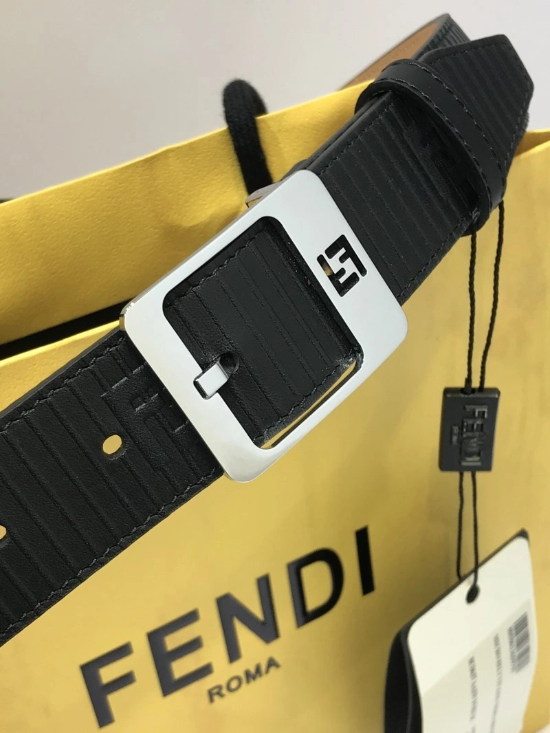 Fendi Belts Compact 286168