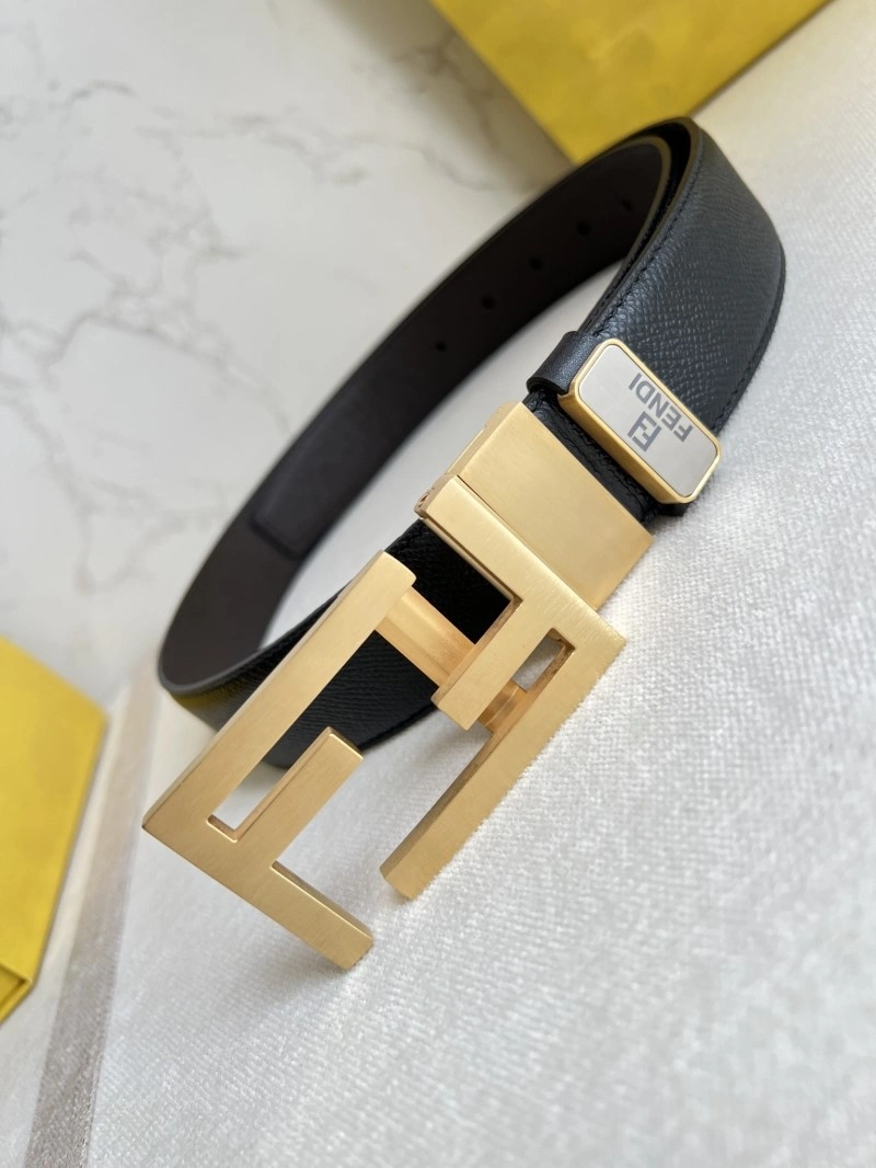 Fendi Belts Compact 286117