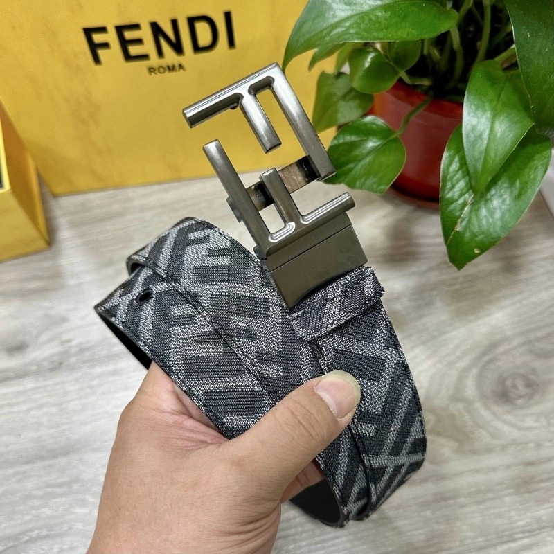 WrinkleFree Fendi Belts 286139