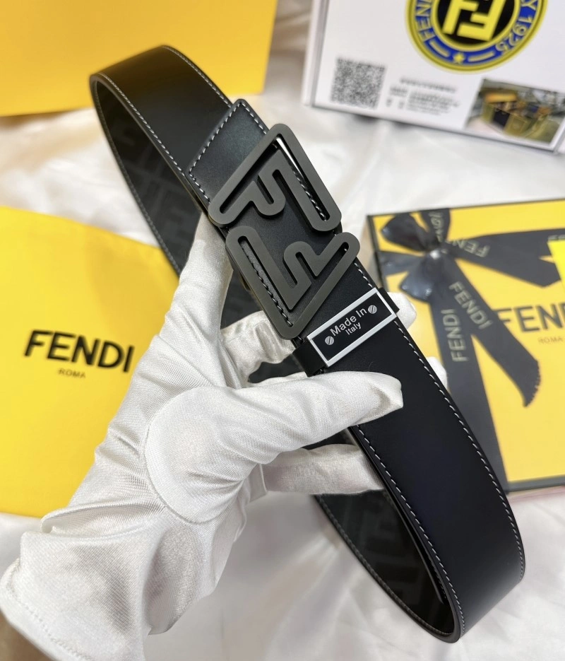 RelaxedFit Fendi Belts 286093
