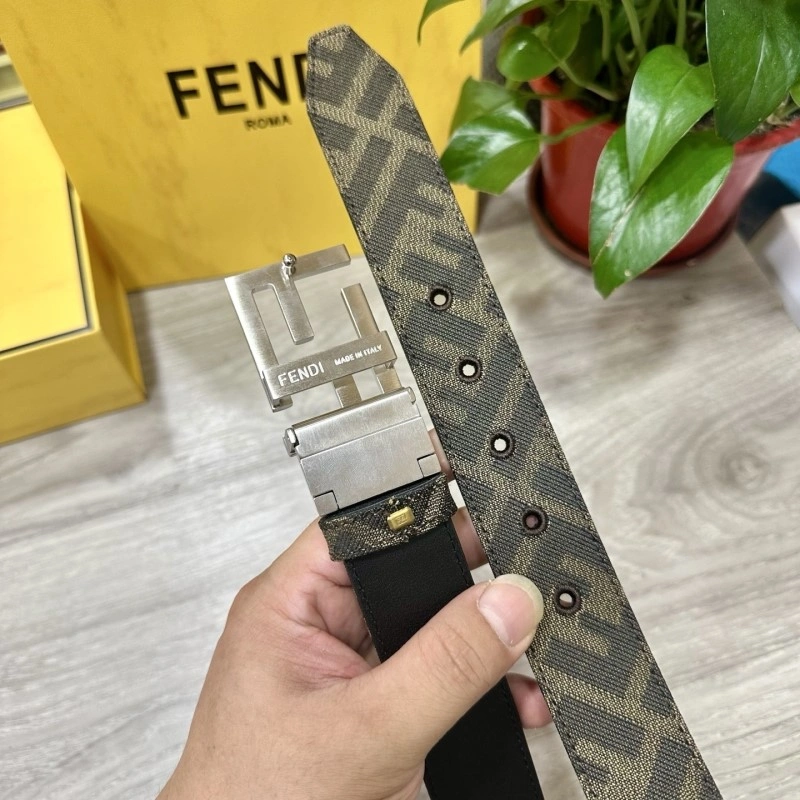 WellDesigned Fendi Belts 286028