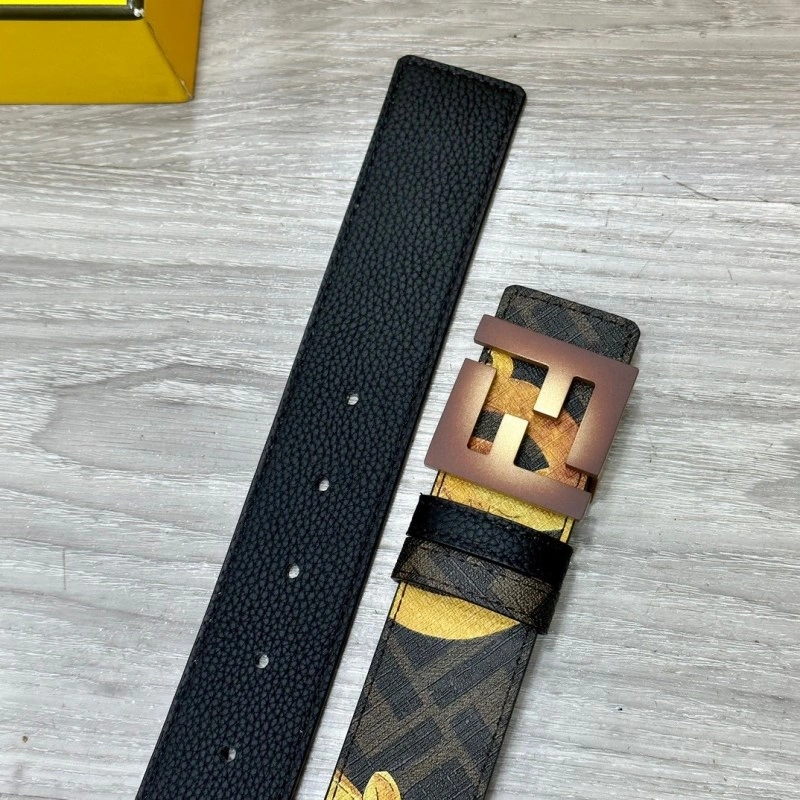 Fendi Belts Unisex 285865