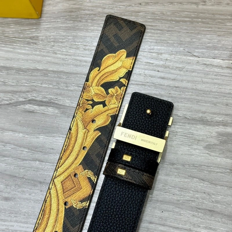 Fendi Belts Unisex 285865