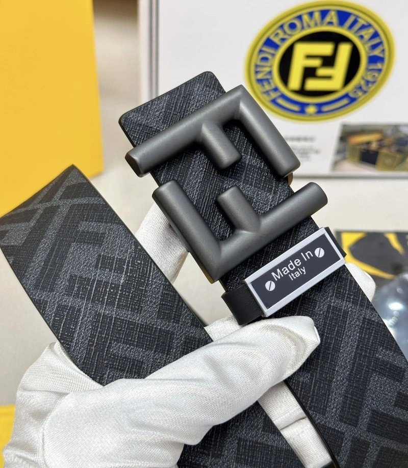 Resilient Fendi Belts 285728