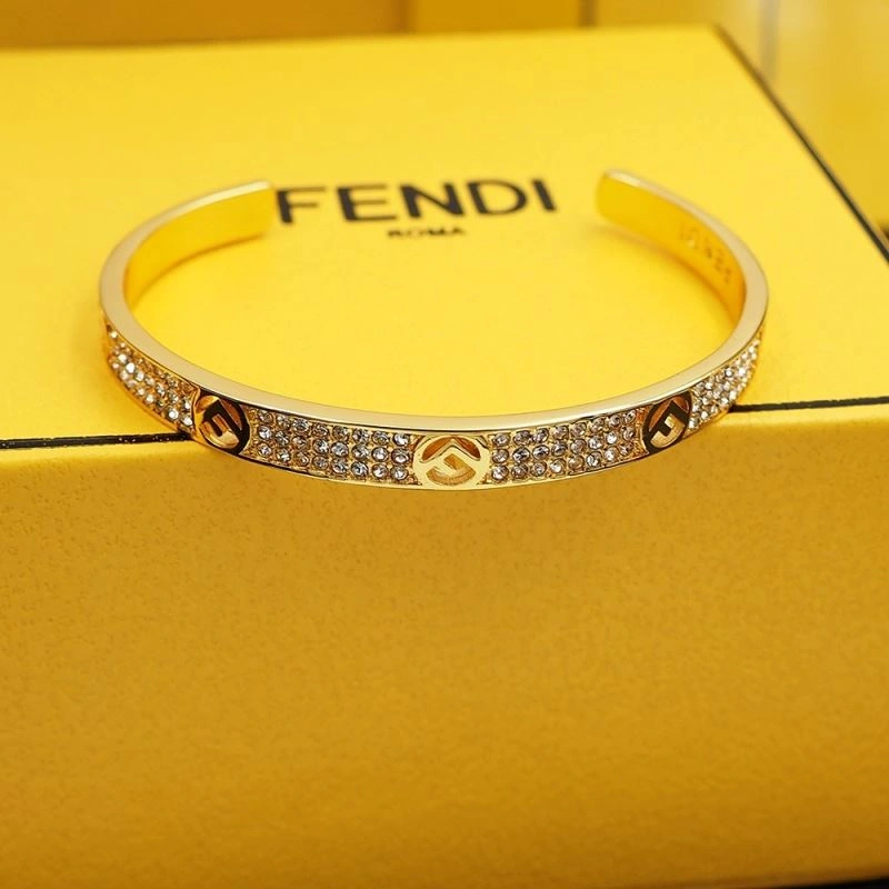 Trendsetting Fendi Bracelets 213070