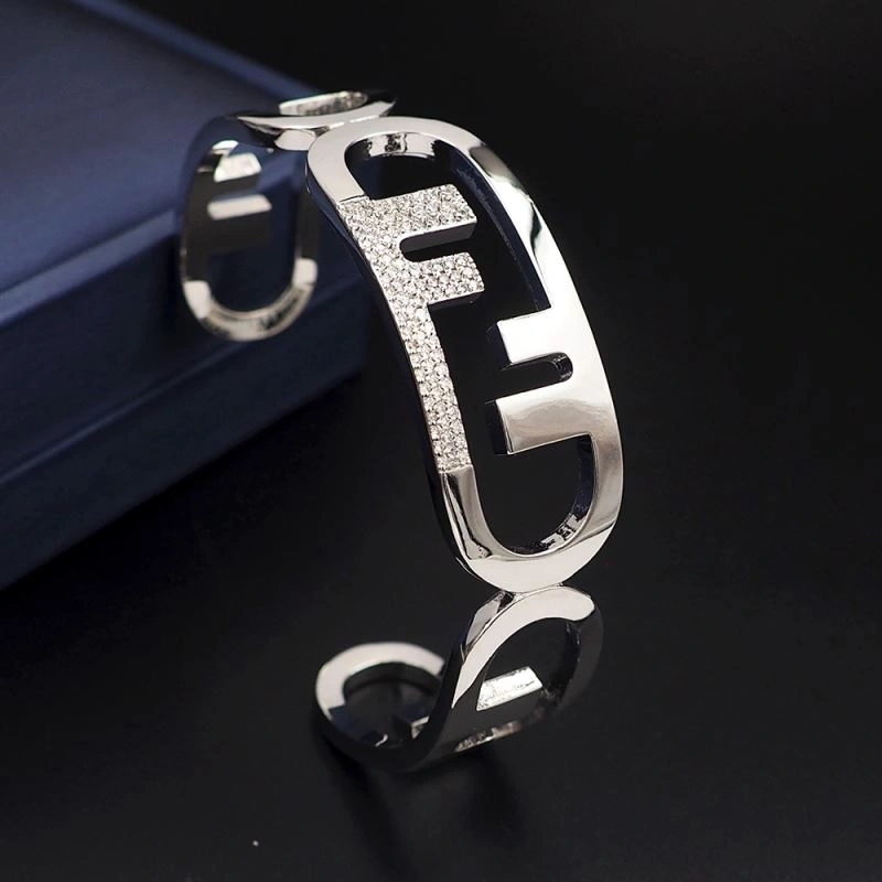 Fendi Bracelets Snug 212637