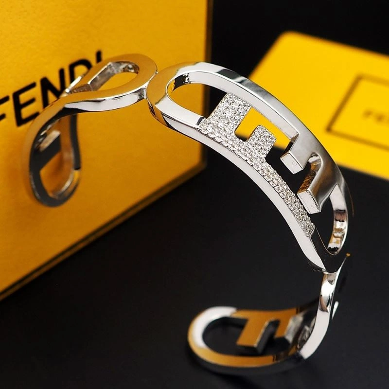 Fendi Bracelets Snug 212637